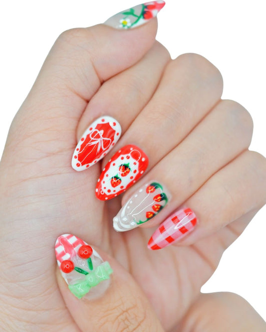 STRAWBERRY SHORTCAKE