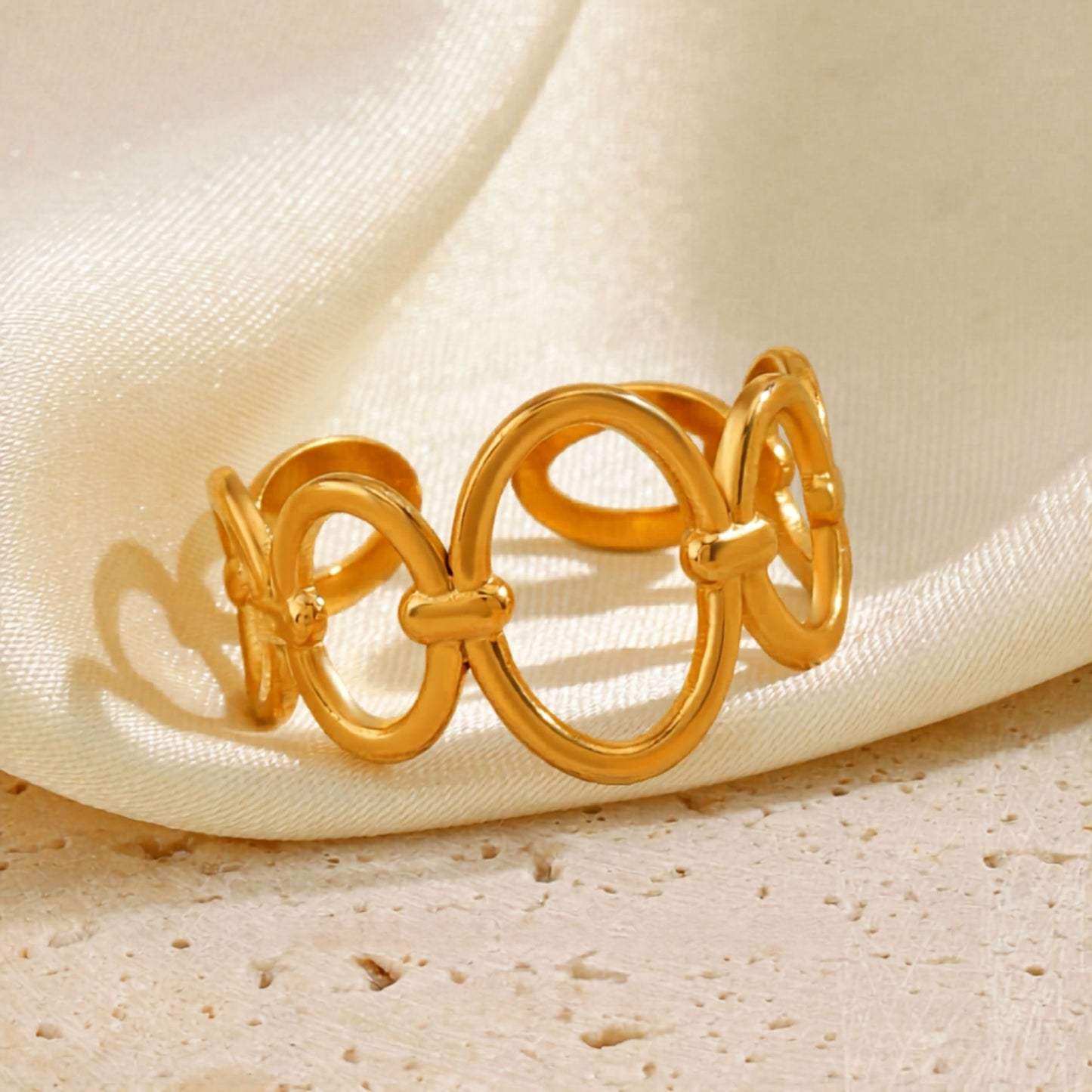 Eternal Loops Ring